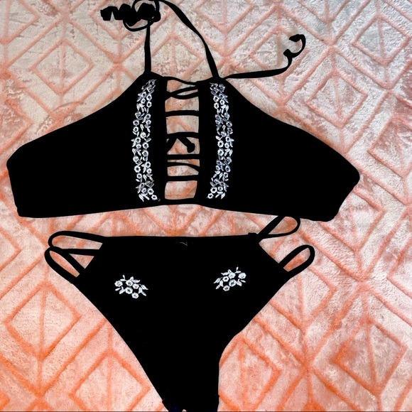 SOLD - Picture 2 of 4